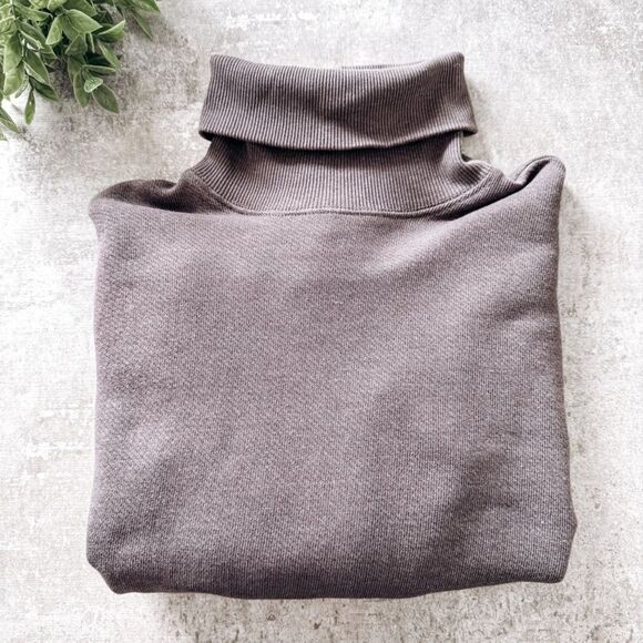American Eagle Grey Long Sleeve Turtleneck Sweater Size Medium - Picture 1 of 6